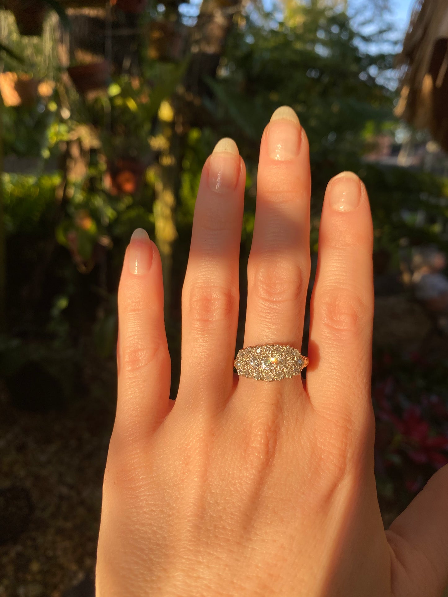 Antique 18k diamond cluster ring