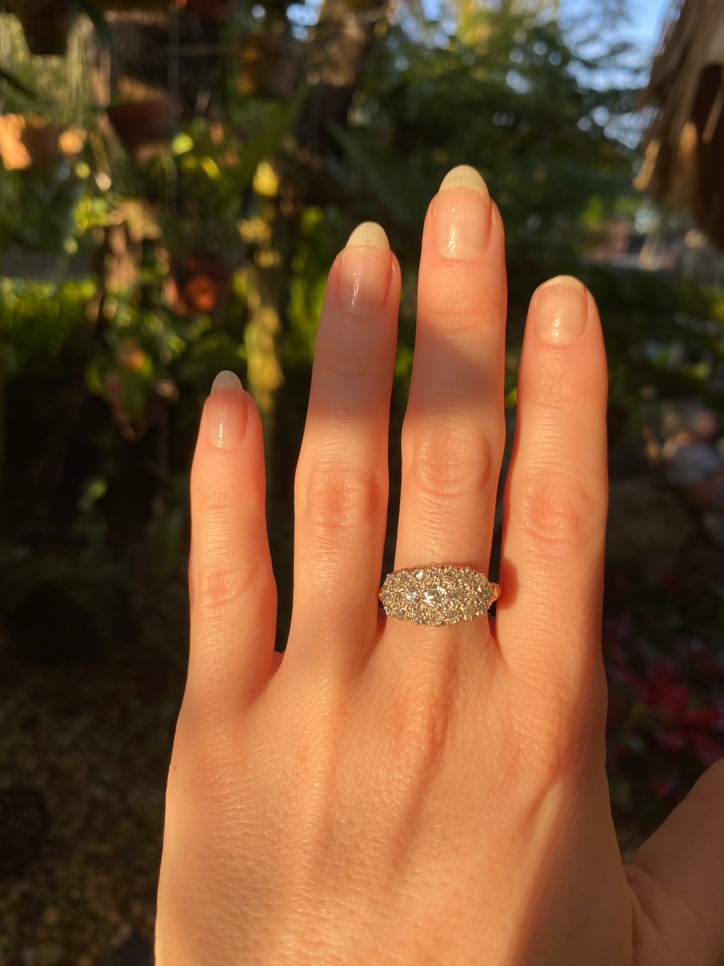 Antique 18k diamond cluster ring